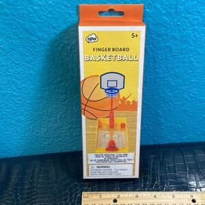5 for $10: NWT NPW Finger Board Basketball Tabletop Basketball Flick Game